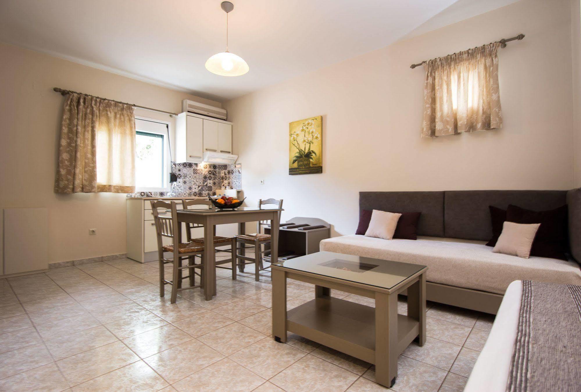 Dina Apartments Razáta Eksteriør bilde